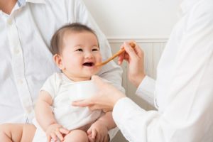 「離乳食時短術」離乳食初期の便利道具フードグラインダー、レンジで簡単ホワイトソース作りなど