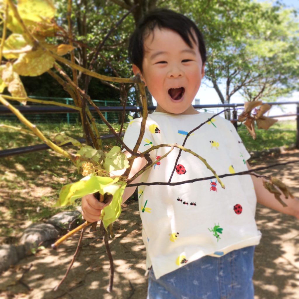子どもの創造力は無限大! 〜積み木とおままごとのコラボ〜
