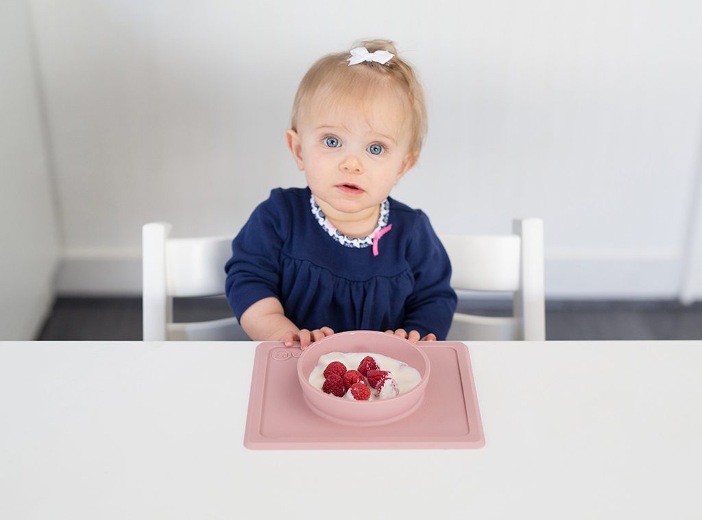 1歳の誕生日に何する 実際にママがやってよかったこと 人気のプレゼントや楽しく遊べるおもちゃ エデュテ本店 1歳の誕生日に何する 実際にママがやってよかったこと 人気のプレゼントや楽しく遊べるおもちゃ エデュテ本店