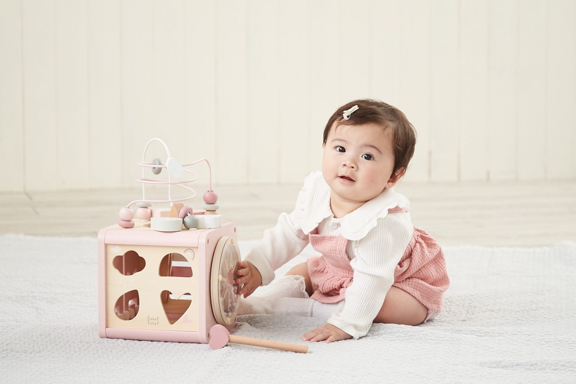 1台5役で飽きない！1歳におすすめ指先知育 | エデュテ本店