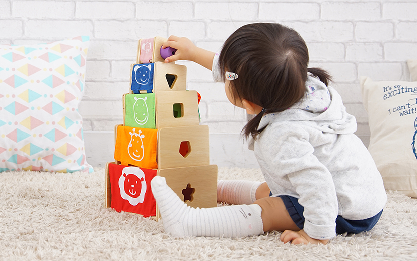 1歳誕生日や入園準備におすすめスタッキング型知育玩具