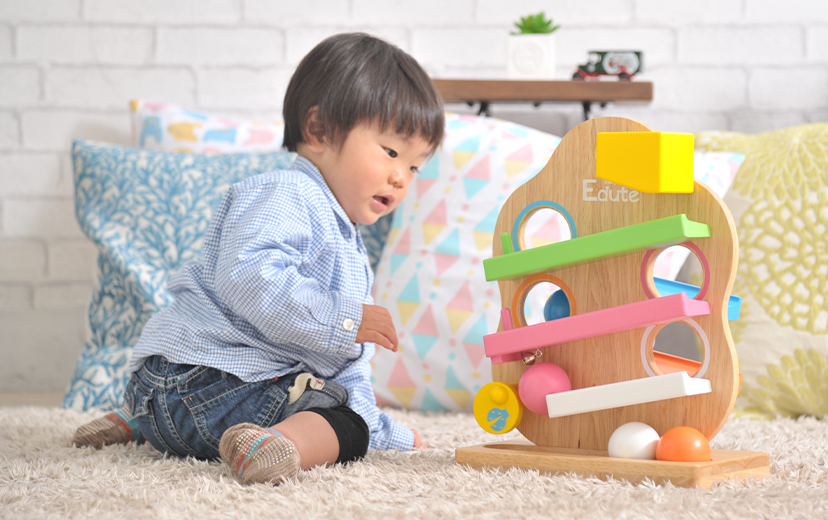 1歳誕生日に選ばれる両面スロープトイ